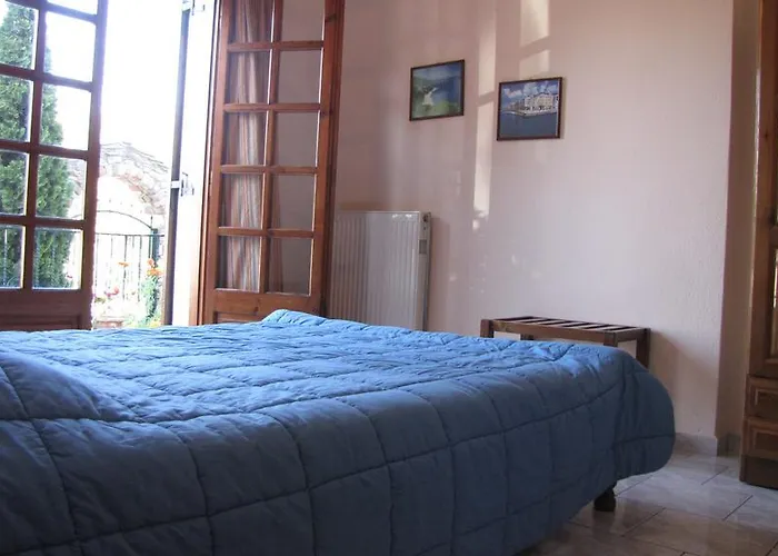 Rafaela House Apartament *